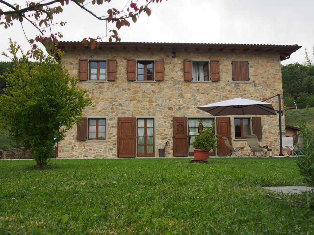 Il Giardino Di Rosmarino Bed & Breakfast Понтремоли Екстериор снимка