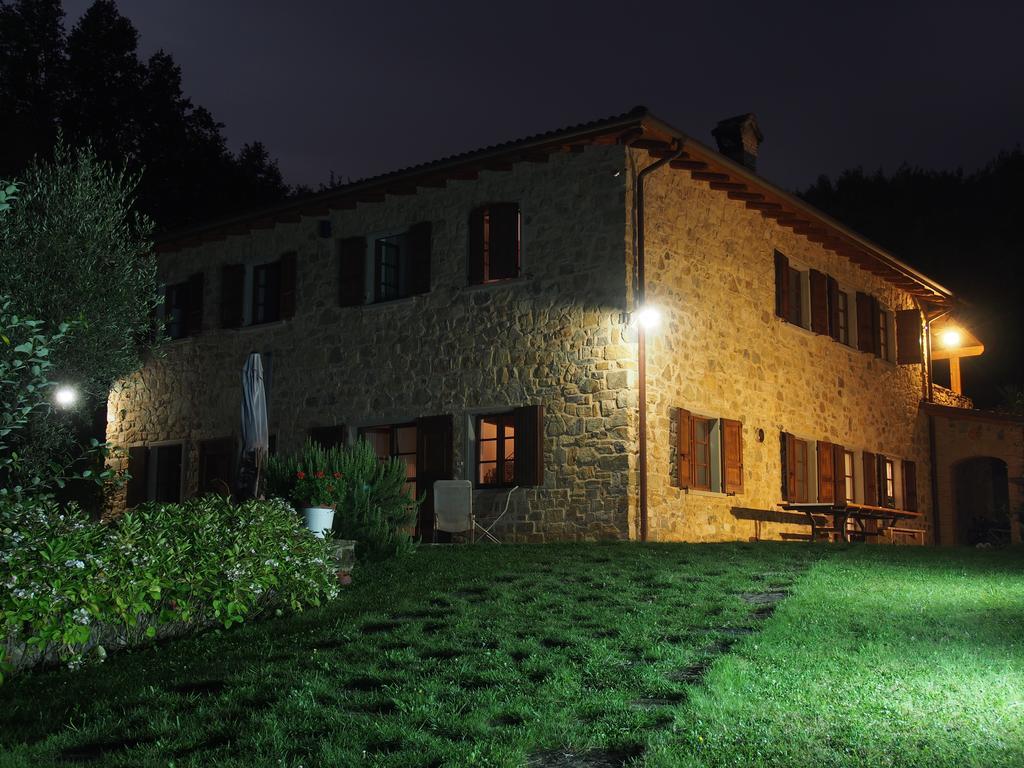 Il Giardino Di Rosmarino Bed & Breakfast Понтремоли Екстериор снимка
