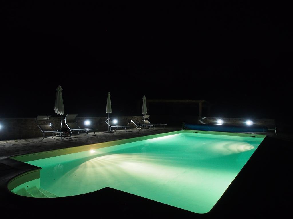 Il Giardino Di Rosmarino Bed & Breakfast Понтремоли Екстериор снимка