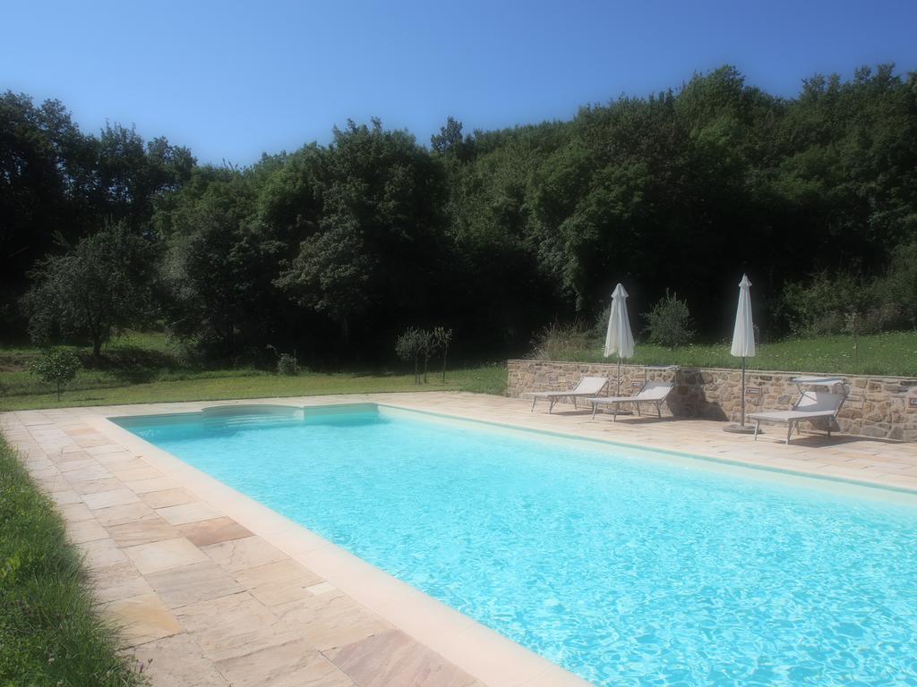 Il Giardino Di Rosmarino Bed & Breakfast Понтремоли Екстериор снимка